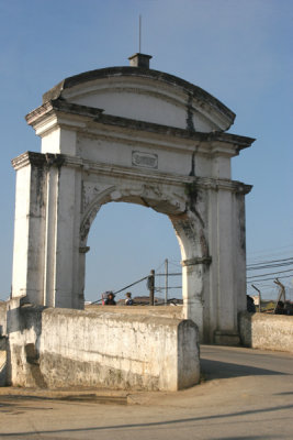 Puente Antiguo Construido entre 1882 - 1883