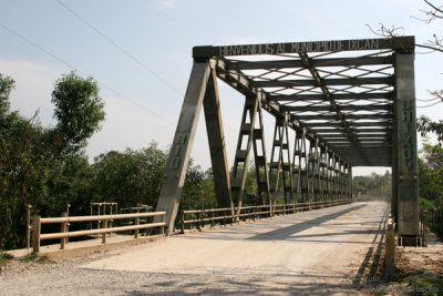 El Puente Sobre Rio Chixoy Marca el Ingreso a la Cabecera