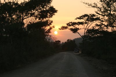 Atardecer en la Franja Transversal Cerca de la Cabecera