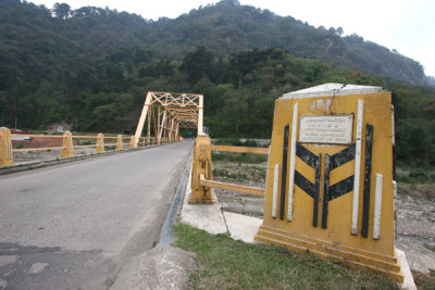 Puente Antiguo Construido en 1942