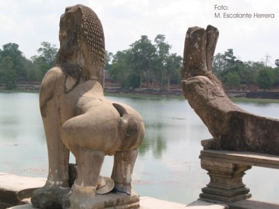 Esculturas Khmer