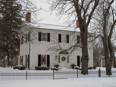 STATELY MANOR