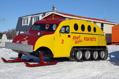 BOMBARDIER SNOW BUS
