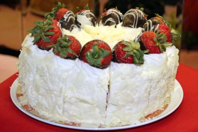 CHOCOLATE COVERED STRAWBERRIES