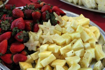 MORE FRESH FRUIT