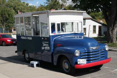JAKE'S CHIP WAGON