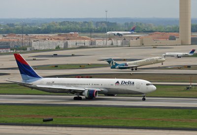 Delta Air Lines N1200K