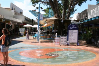 Darwin Main The Mall fountain