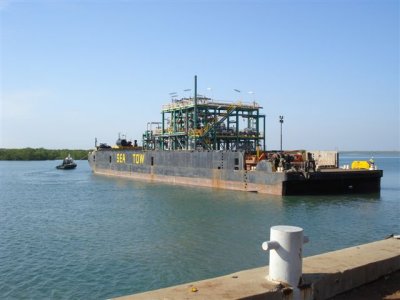 Module 33 on barge for Wadeye