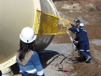 Nth Back fill Silo Prep 13, Now tack the bugger!!!!!.JPG