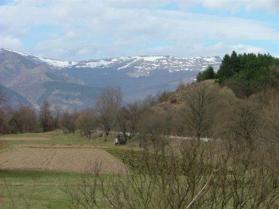 Road to Residencia (13).Mountains above Zlaticia