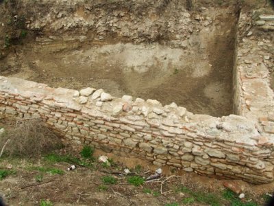 Main mineral bath ruins site (11).JPG