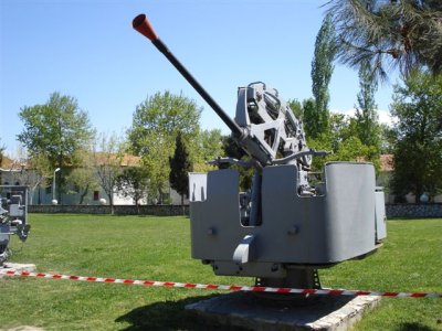 4060 single AA gun.JPG