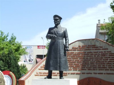 Local memorials (1).JPG