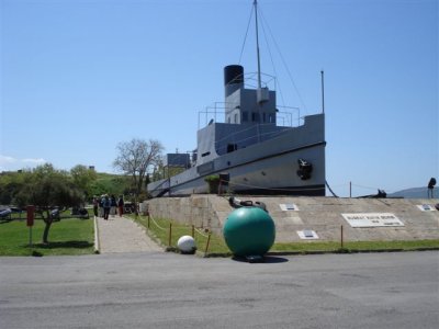 Replicia of the Nusret minelayer.JPG
