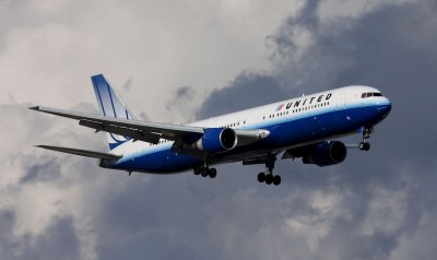 UAL B 767  Approach  OHare  10-18-07  329  PM  7.JPG