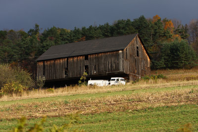 MancePA Fire Truck By Barn 10-13-09 835 AM.JPG