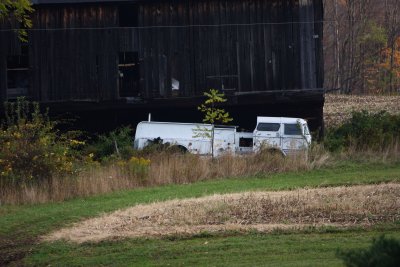 MancePA Fire Truck By Barn 10-13-09 830 AM.JPG