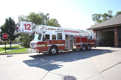 NorthbrookIL Truck T-12 Sits At Station 12 9-27-09 1058 AM.JPG