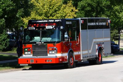 Elk Grove VillageIL Schaumburg Helps Out 8-16-08 833 AM 5.JPG