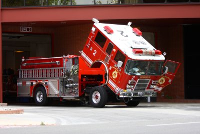 SacramentoCA Safety Checks On Engine 2 4-1-10 1205 PM.JPG