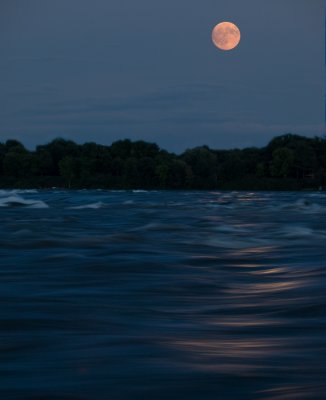 Full Moon on the St Lawrence