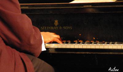 Sullivan Fortners Right Hand.jpg