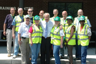 Towne Bank with Mayor.jpg