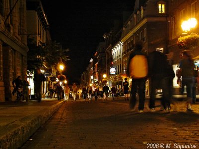 Strolling Rue St-Jean
