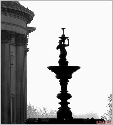 DSC_17173336 fountain Liverpool.jpg
