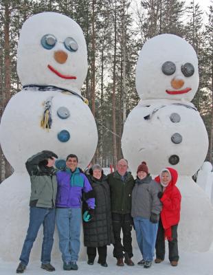 Snow Men Group
