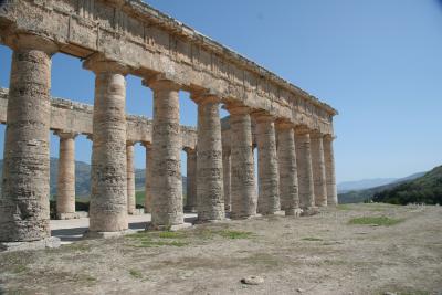 segestadorictemple16.jpg