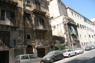 PalermoStreetScene35_8