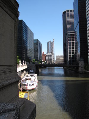  Chicago river scene.JPG