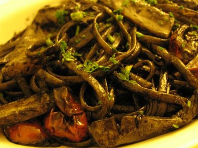 Pasta prepared with squid's ink