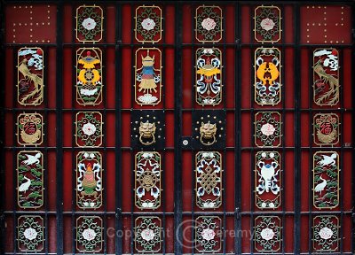 Colorful Gate Motifs (Aug 06)