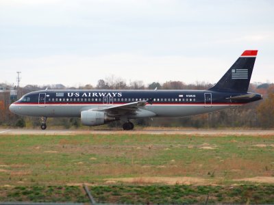 US Airways Airbus A320-214 (N124US)