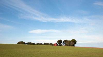 Lonely farmhouse hor