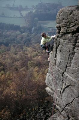 Classic route, classic photo. Chequers Arete, Froggatt