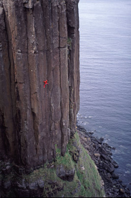 Small man, big crag - Kilt Rock, Skye. Grey Panther - E1?
