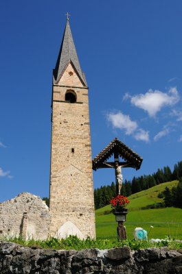 vecchia chiesa di S.Genesio - La Valle - Alta Badia