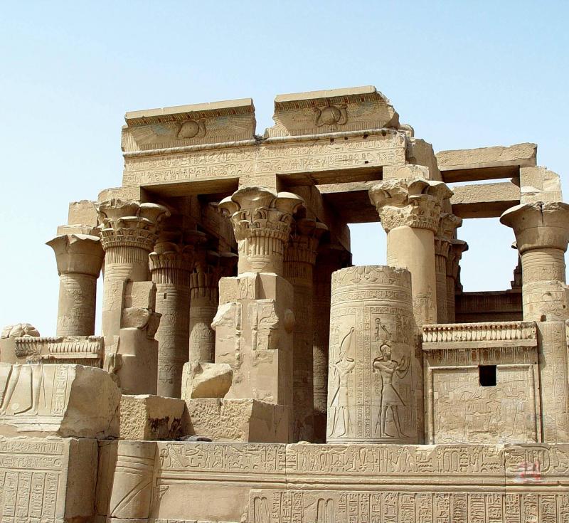 TEMPLE OF KOMOBO 3.jpg