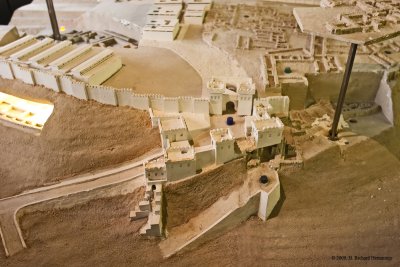 Detail Model of the Gate Structure of Megiddo