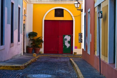 Los Colores de la Isla del Encanto