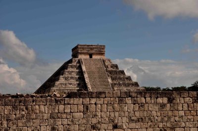 The Pyramides of Chichennitza . Mexico. 