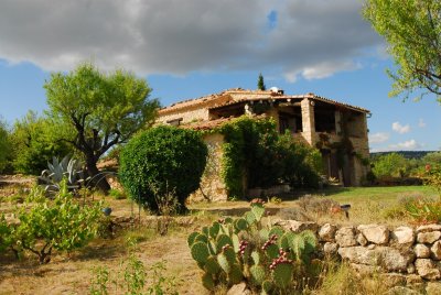 stone-house-30-8-07 7.JPG