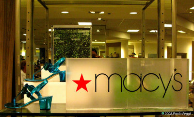 Macy's big stores