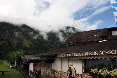 08-08-02-08-59-47_Ettal Enzianweg_8108.JPG