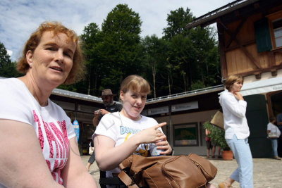 08-08-02-10-35-17_Lunderhof Castle with Carol & Jenny_8115.JPG