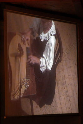 08-08-02-21-21-33_Zither playing FamilieGundolf Tyrolean evening Innsbruck_8279.JPG
